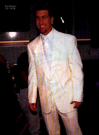 joey1b.jpg (29651 bytes)