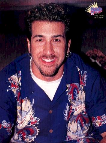 joey4b.jpg (38931 bytes)