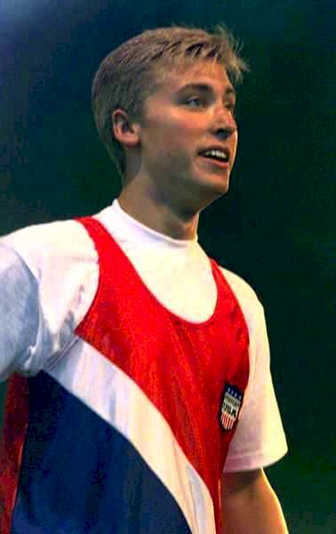 lancew11.jpg (26341 bytes)